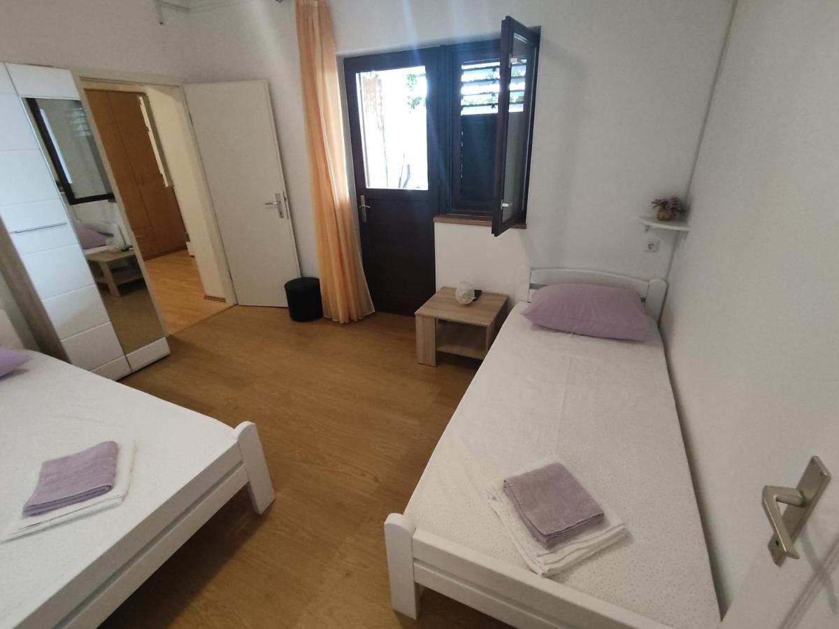Vrpolje Apartment Nakic מראה חיצוני תמונה